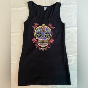 DayoftheDead long,sleeveless tanktop. Med. 25” long. Pit to pit 13.5”. Stretchy.